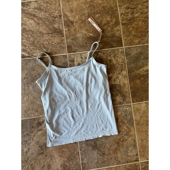 Skims Soft Smoothing Seamless Cami Celeste Size Large - Picture 5 of 12